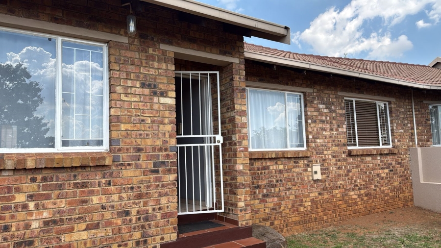 3 Bedroom Property for Sale in Terenure Gauteng