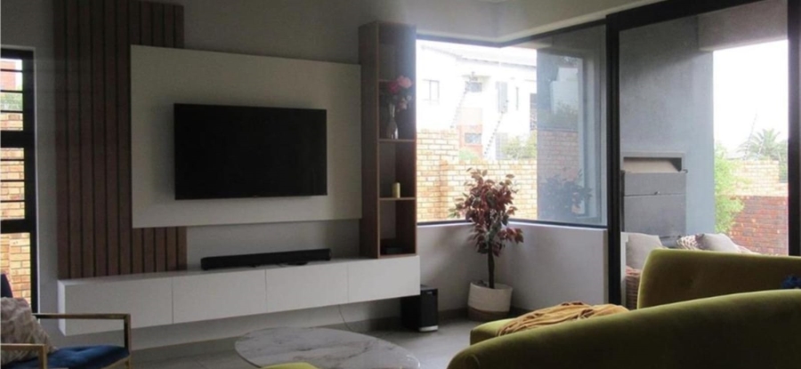 4 Bedroom Property for Sale in Zandspruit Gauteng