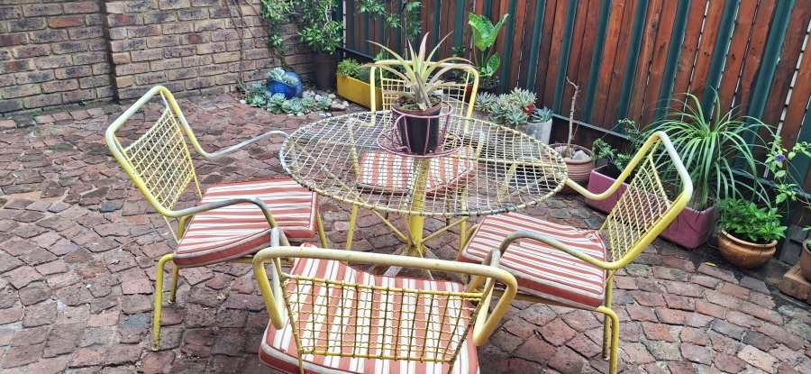 2 Bedroom Property for Sale in Gezina Gauteng