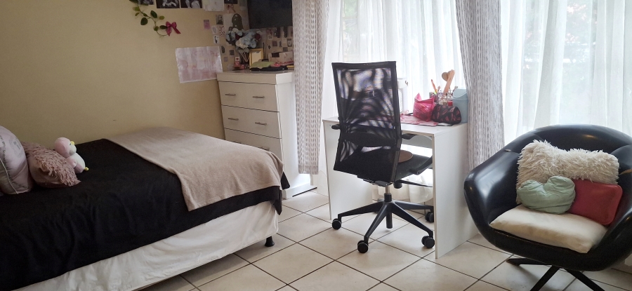 2 Bedroom Property for Sale in Gezina Gauteng