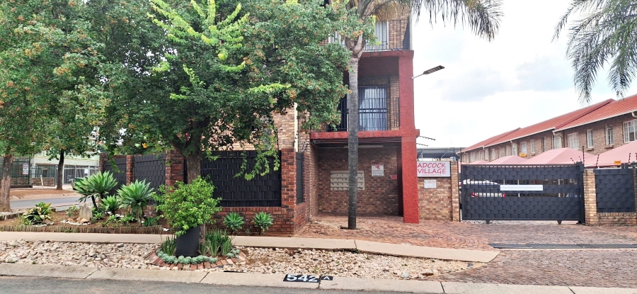2 Bedroom Property for Sale in Gezina Gauteng