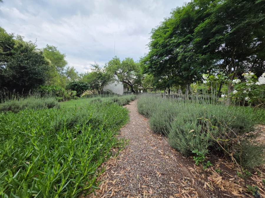 8 Bedroom Property for Sale in Kameeldrift West Gauteng