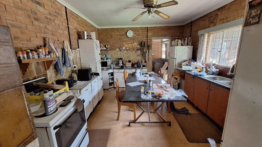 3 Bedroom Property for Sale in Haakdoornboom Gauteng