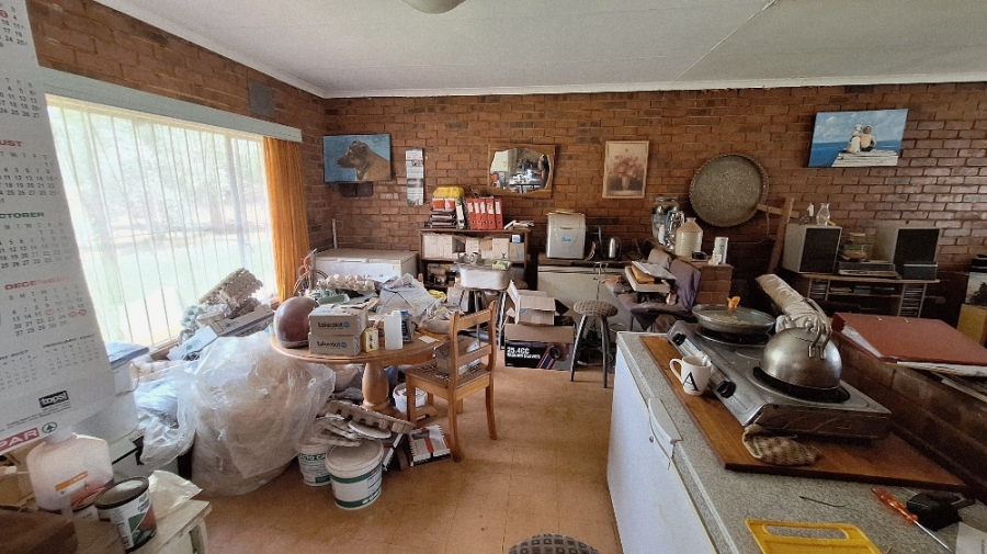 3 Bedroom Property for Sale in Haakdoornboom Gauteng