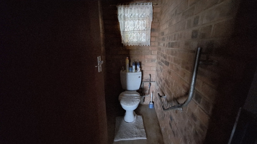 3 Bedroom Property for Sale in Haakdoornboom Gauteng