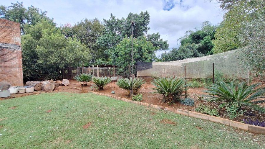 3 Bedroom Property for Sale in Haakdoornboom Gauteng