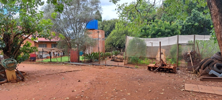 3 Bedroom Property for Sale in Haakdoornboom Gauteng