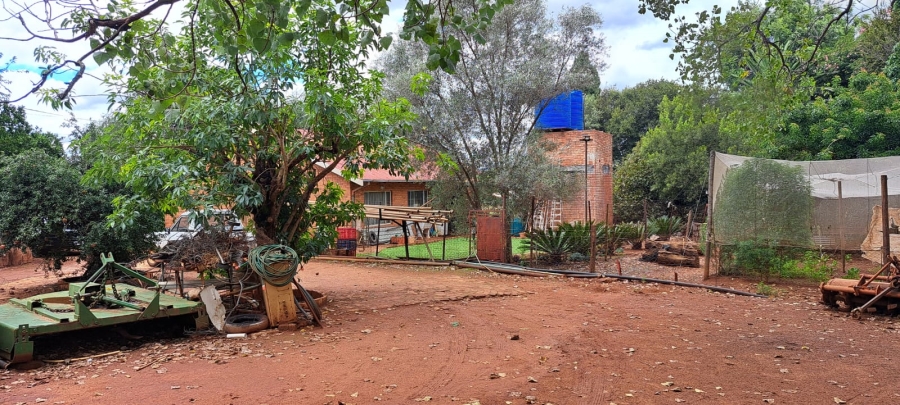 3 Bedroom Property for Sale in Haakdoornboom Gauteng