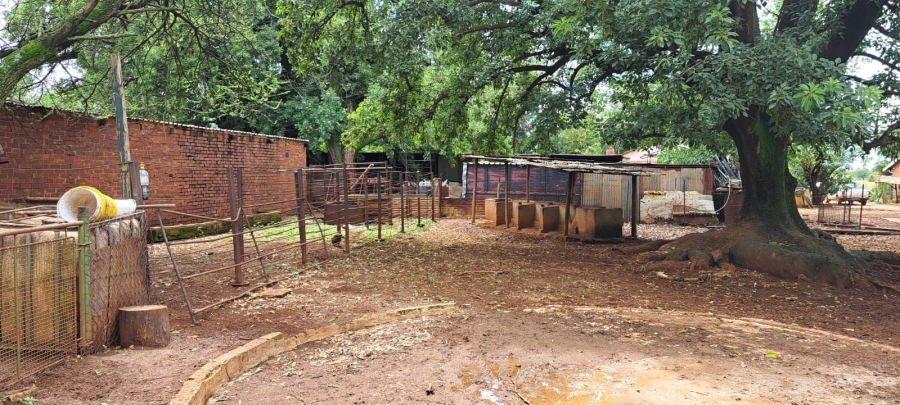 3 Bedroom Property for Sale in Haakdoornboom Gauteng