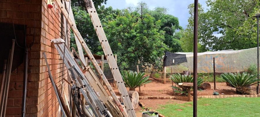 3 Bedroom Property for Sale in Haakdoornboom Gauteng