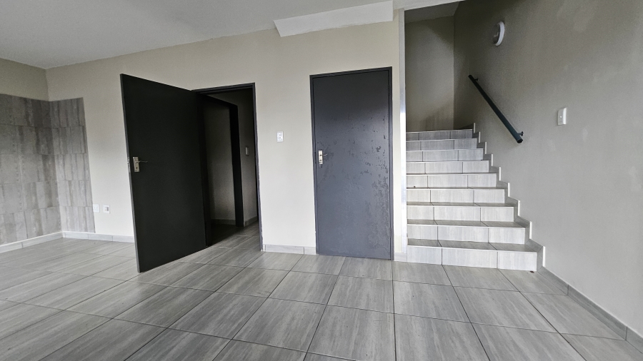 To Let commercial Property for Rent in Hennopspark Gauteng