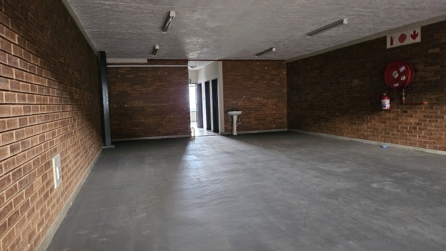 To Let commercial Property for Rent in Hennopspark Gauteng