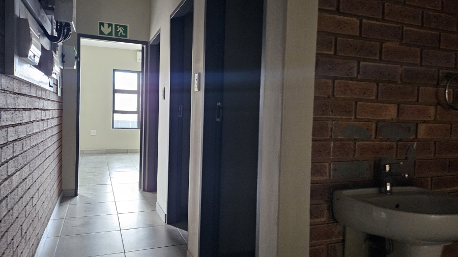 To Let commercial Property for Rent in Hennopspark Gauteng