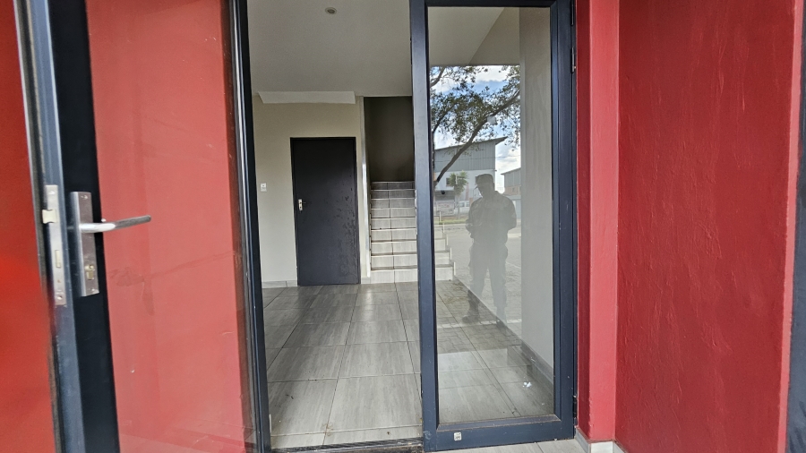 To Let commercial Property for Rent in Hennopspark Gauteng