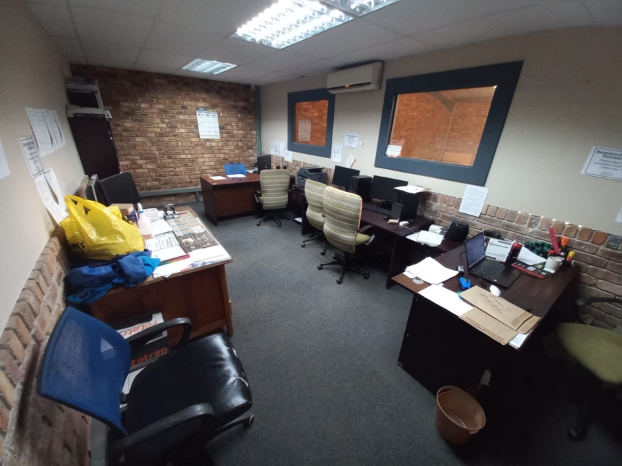 0 Bedroom Property for Sale in Silvertondale Gauteng