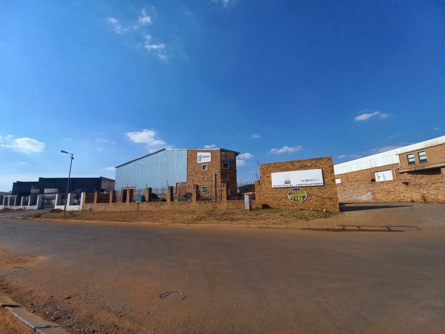0 Bedroom Property for Sale in Silvertondale Gauteng