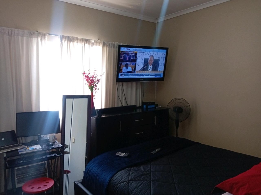 2 Bedroom Property for Sale in Sundowner Gauteng