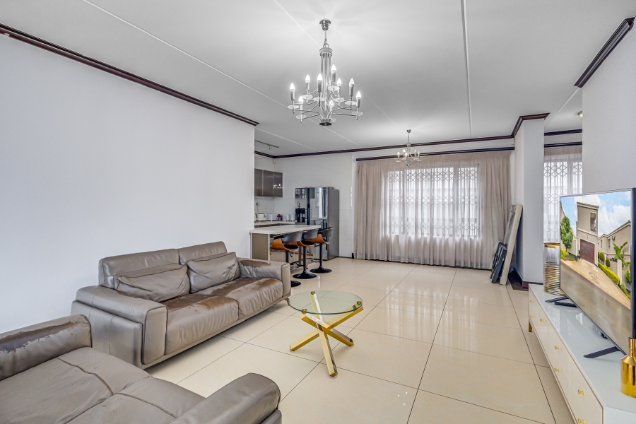 To Let 3 Bedroom Property for Rent in Fourways Gauteng
