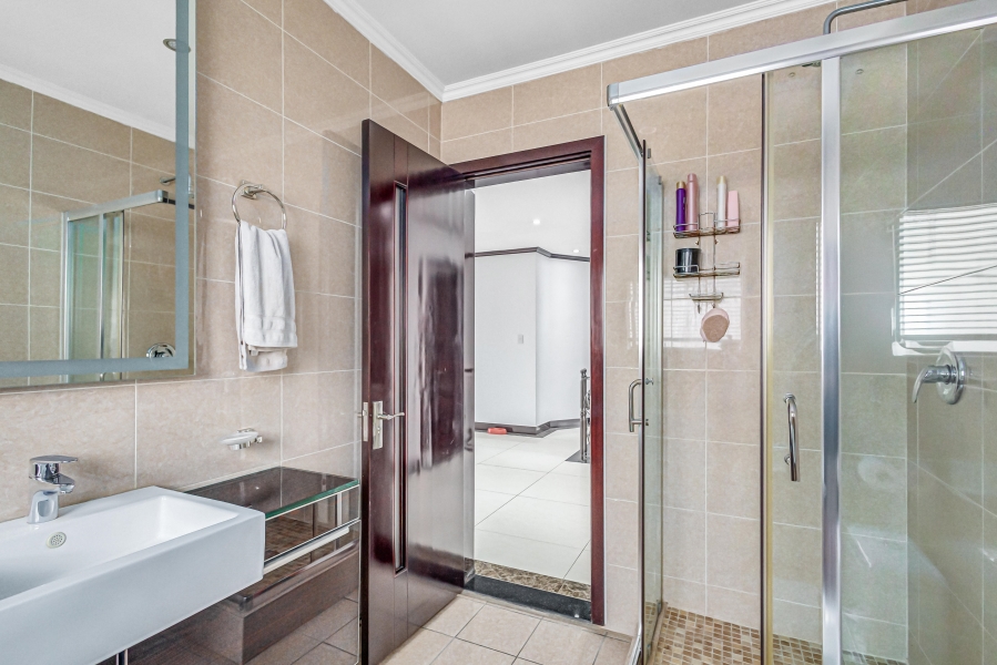 To Let 3 Bedroom Property for Rent in Fourways Gauteng