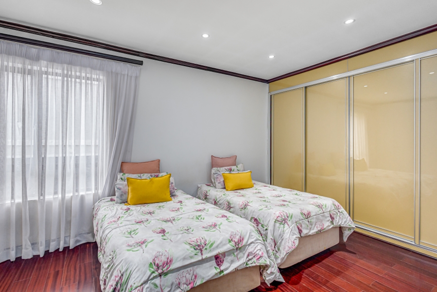 To Let 3 Bedroom Property for Rent in Fourways Gauteng