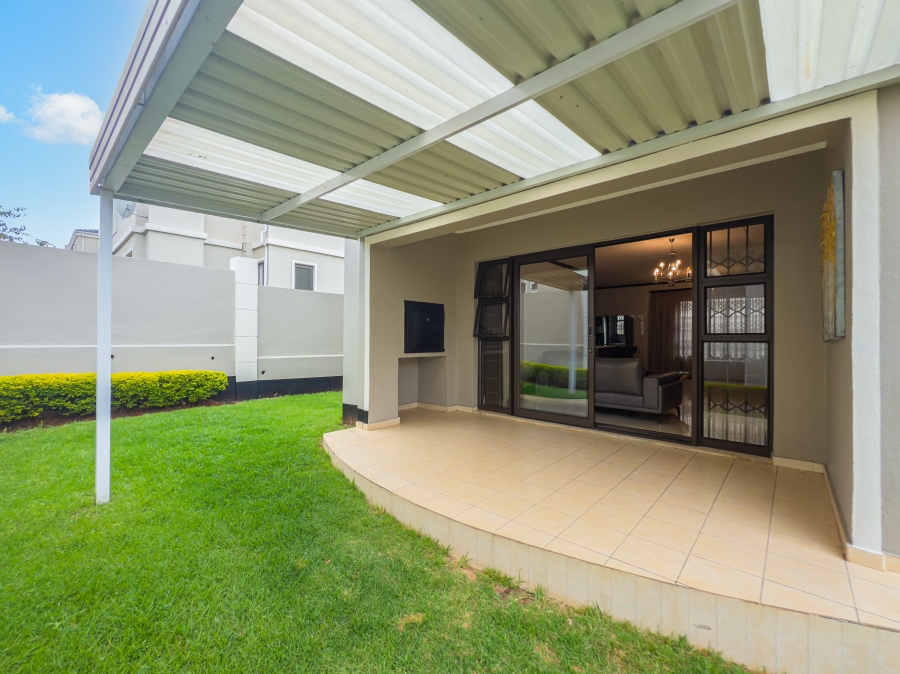 To Let 3 Bedroom Property for Rent in Fourways Gauteng