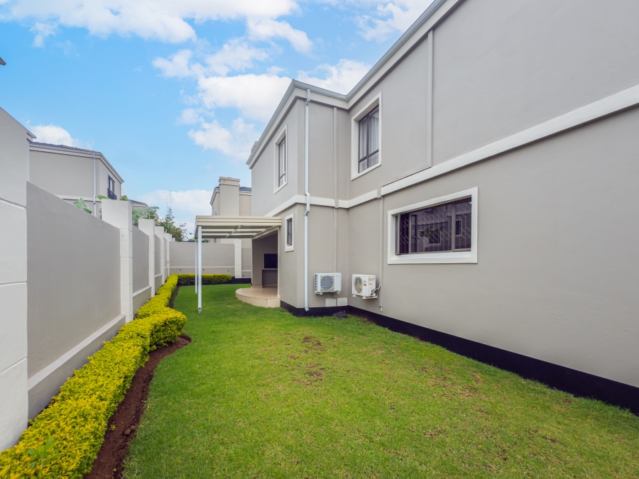 To Let 3 Bedroom Property for Rent in Fourways Gauteng