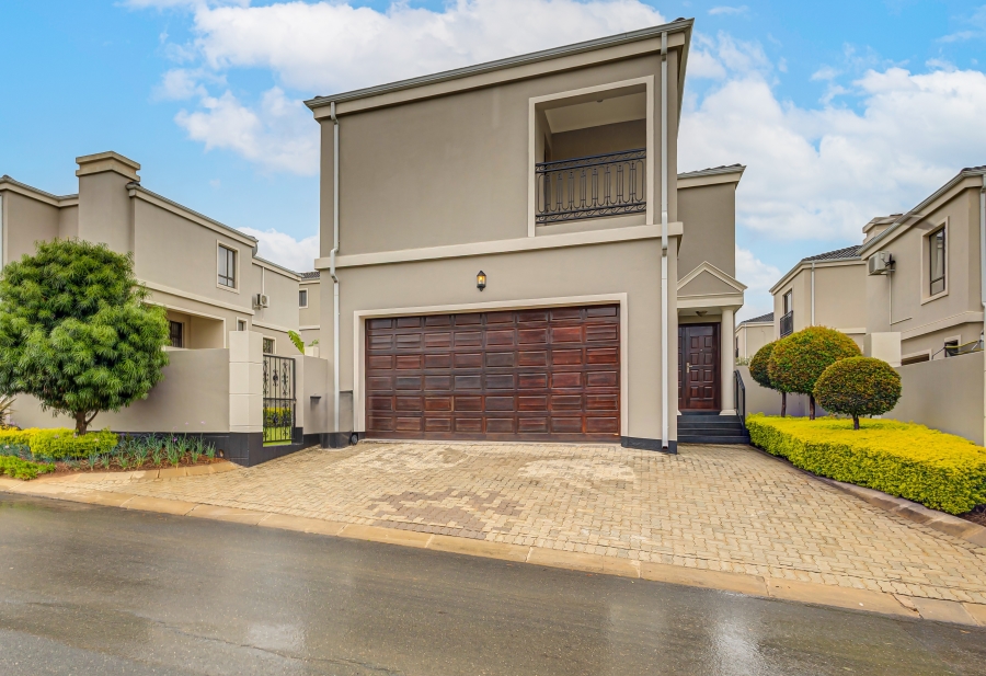 To Let 3 Bedroom Property for Rent in Fourways Gauteng