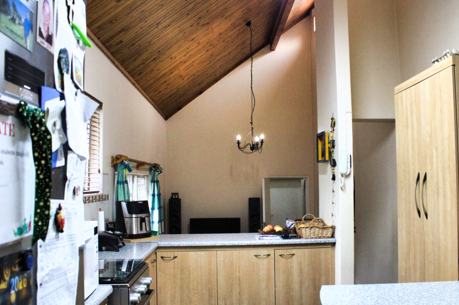 3 Bedroom Property for Sale in Garsfontein Gauteng