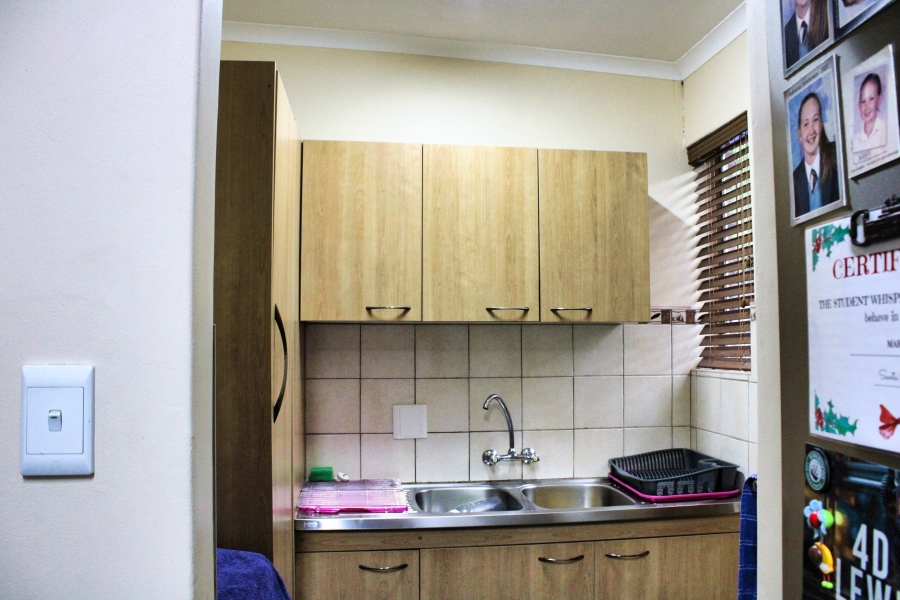 3 Bedroom Property for Sale in Garsfontein Gauteng