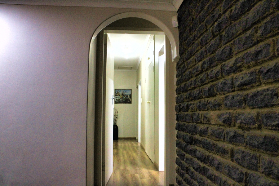 3 Bedroom Property for Sale in Garsfontein Gauteng