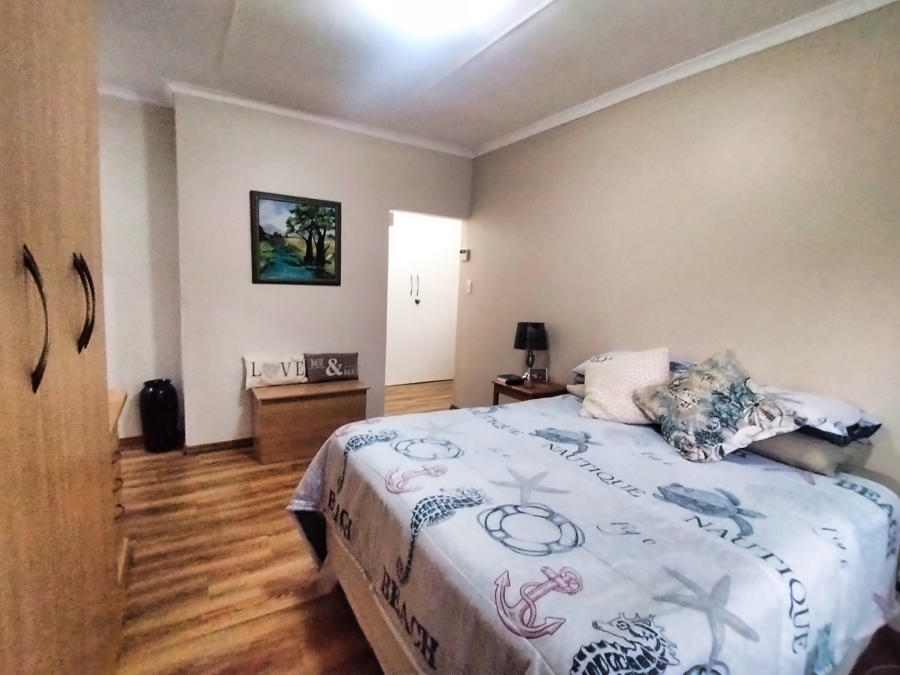 3 Bedroom Property for Sale in Garsfontein Gauteng