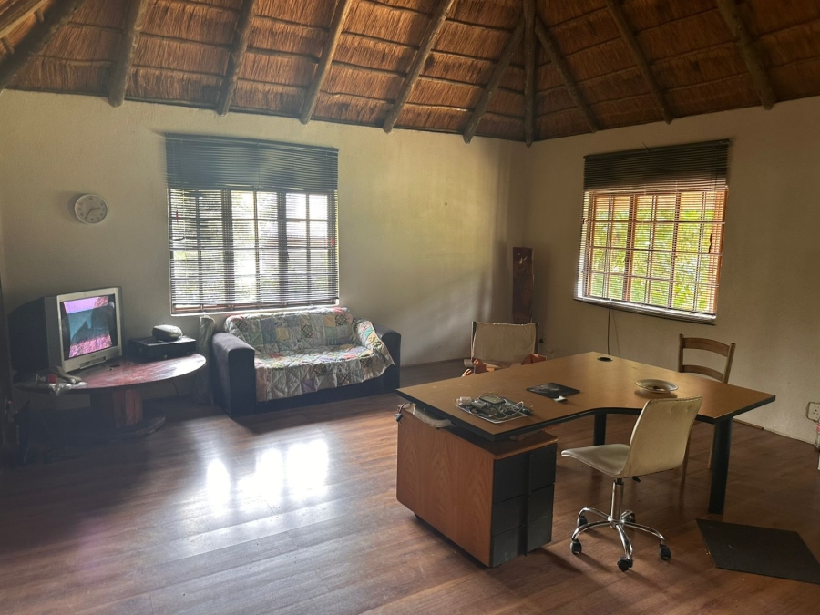 4 Bedroom Property for Sale in Glen Austin Gauteng