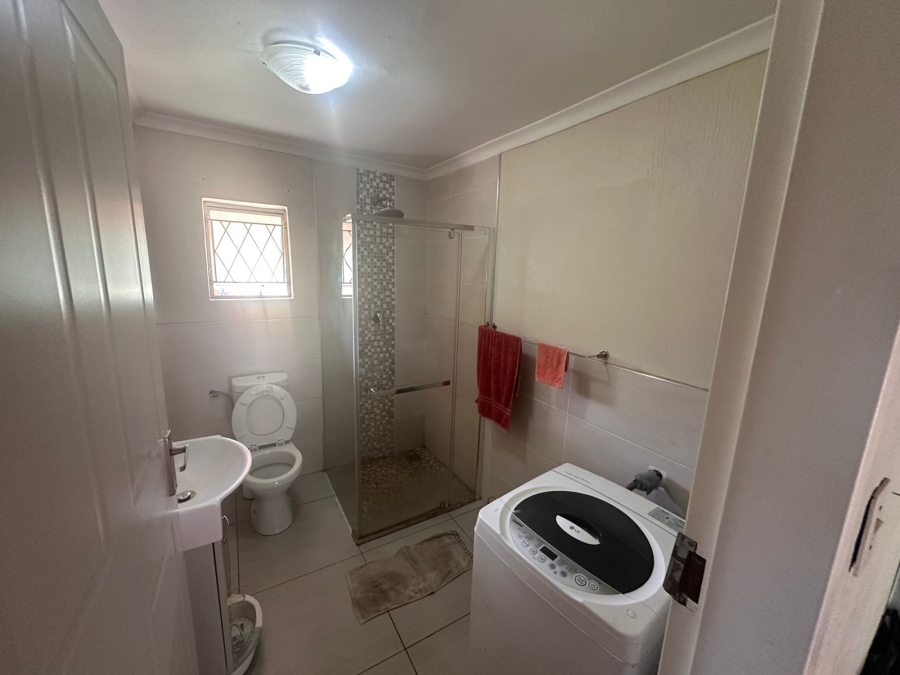 4 Bedroom Property for Sale in Glen Austin Gauteng
