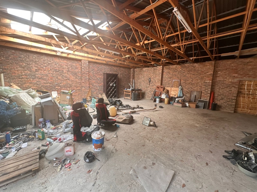 4 Bedroom Property for Sale in Glen Austin Gauteng