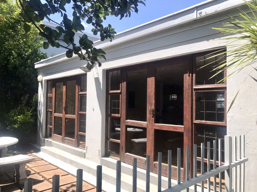1 Bedroom Property for Sale in Lakefield Gauteng