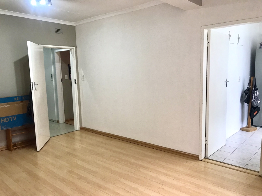 3 Bedroom Property for Sale in Mackenzie Park Gauteng