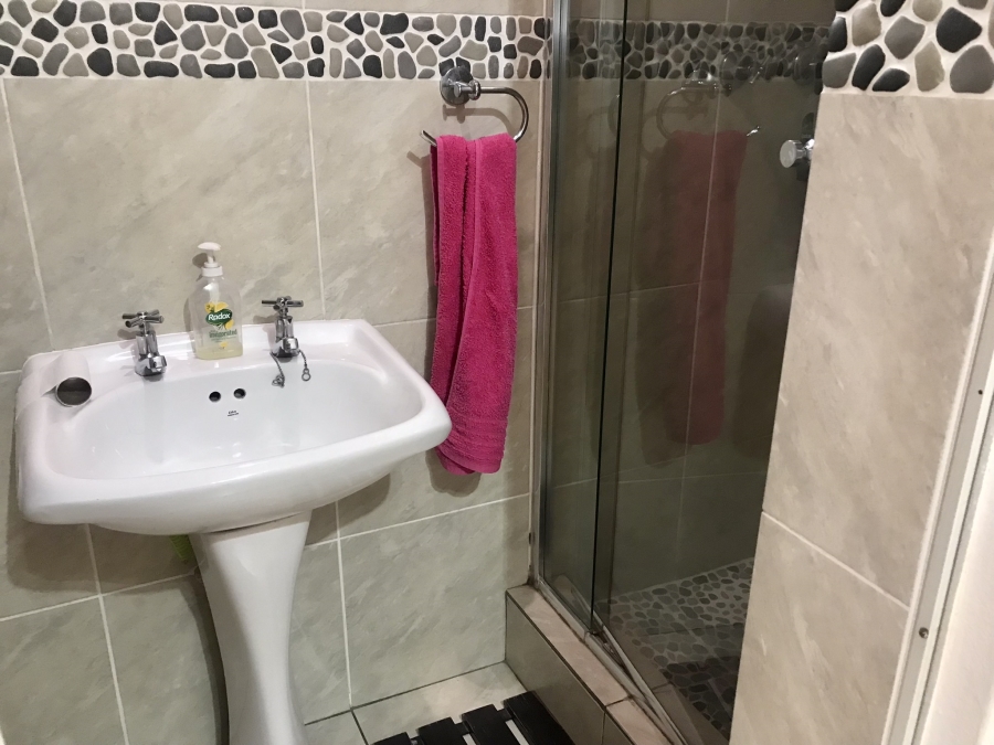 3 Bedroom Property for Sale in Mackenzie Park Gauteng