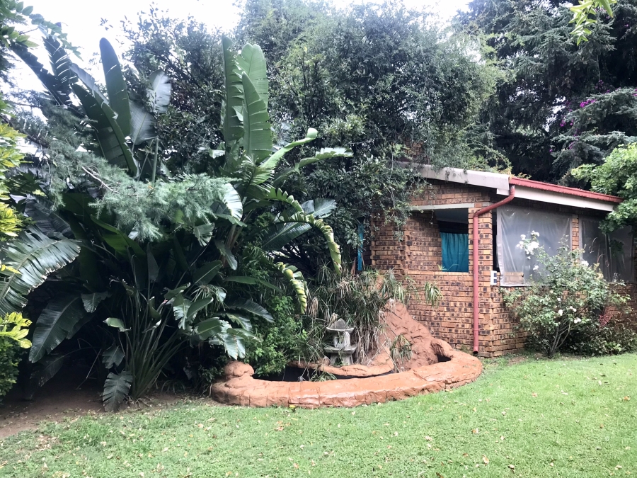 3 Bedroom Property for Sale in Mackenzie Park Gauteng