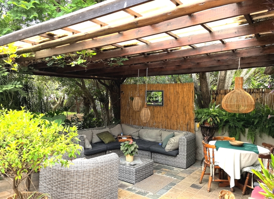 5 Bedroom Property for Sale in Laezonia Gauteng