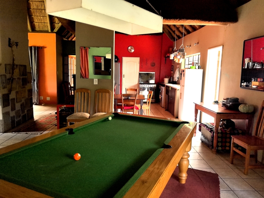 5 Bedroom Property for Sale in Laezonia Gauteng