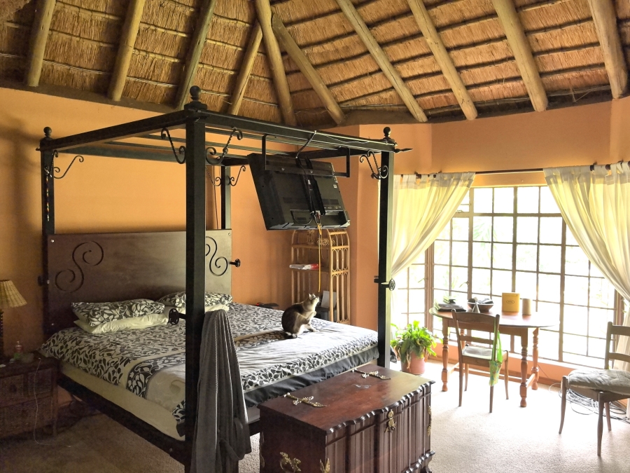 5 Bedroom Property for Sale in Laezonia Gauteng