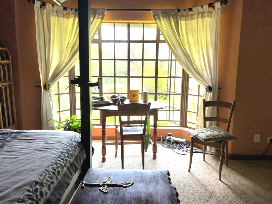 5 Bedroom Property for Sale in Laezonia Gauteng