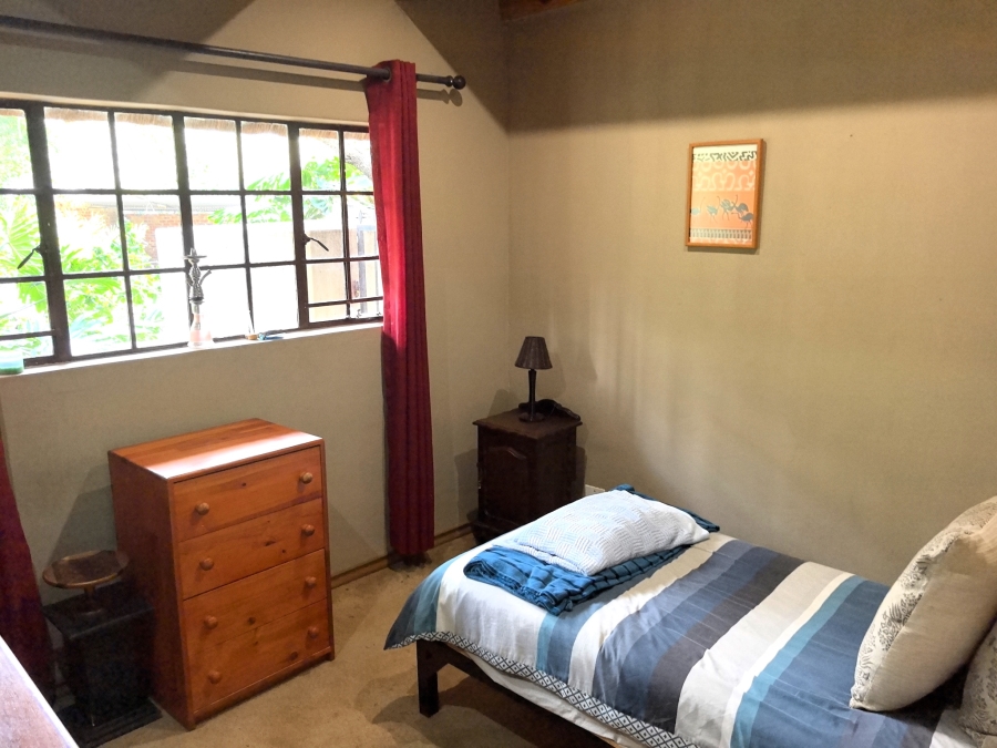 5 Bedroom Property for Sale in Laezonia Gauteng