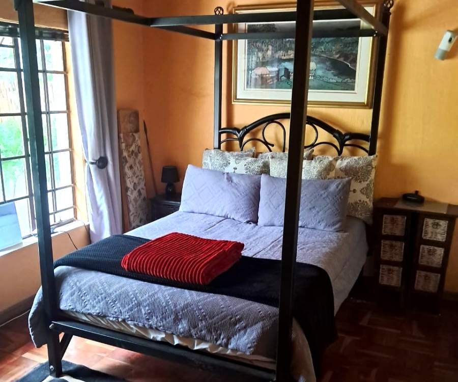 5 Bedroom Property for Sale in Laezonia Gauteng