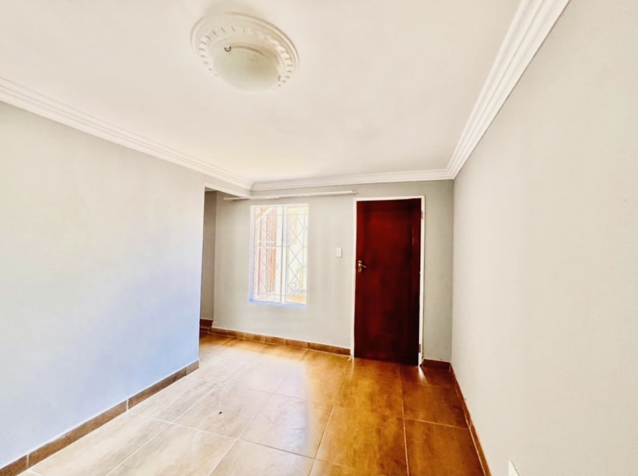 13 Bedroom Property for Sale in Bezuidenhout Valley Gauteng