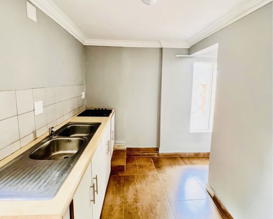 13 Bedroom Property for Sale in Bezuidenhout Valley Gauteng