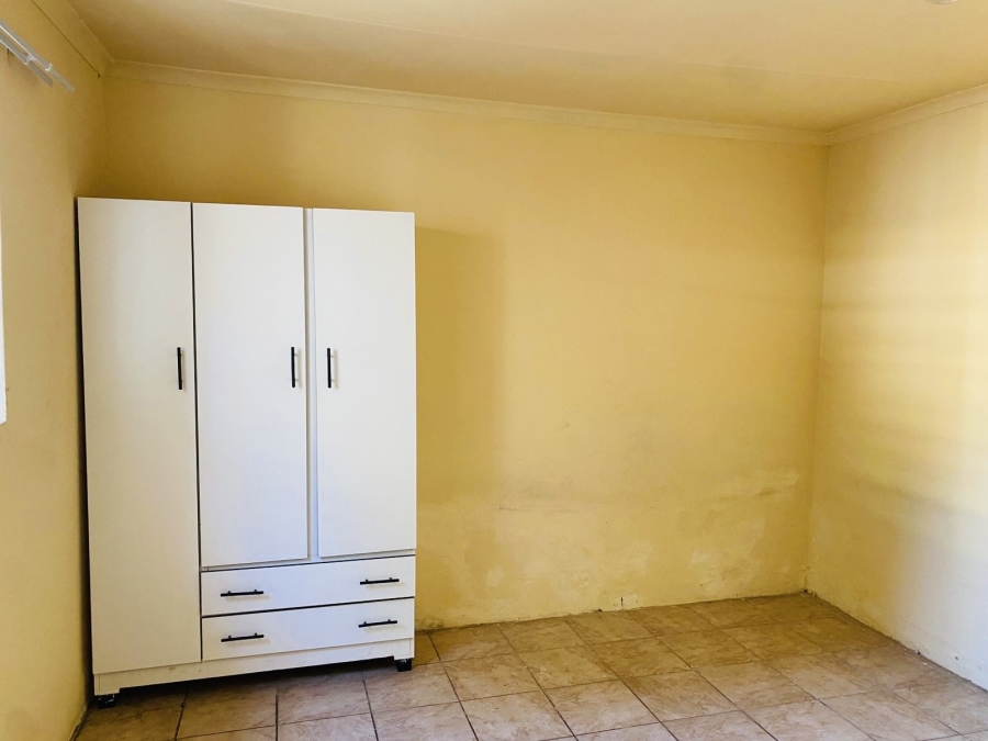 13 Bedroom Property for Sale in Bezuidenhout Valley Gauteng