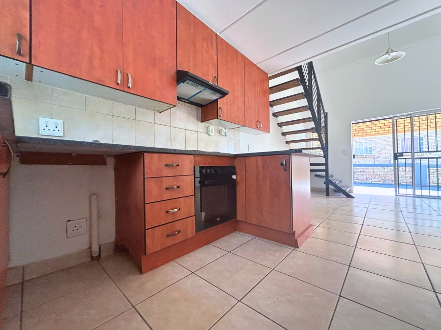 3 Bedroom Property for Sale in Amberfield Gauteng