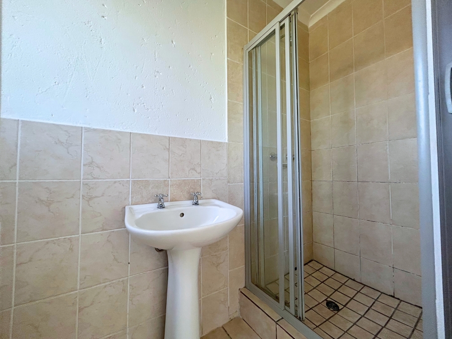 3 Bedroom Property for Sale in Amberfield Gauteng