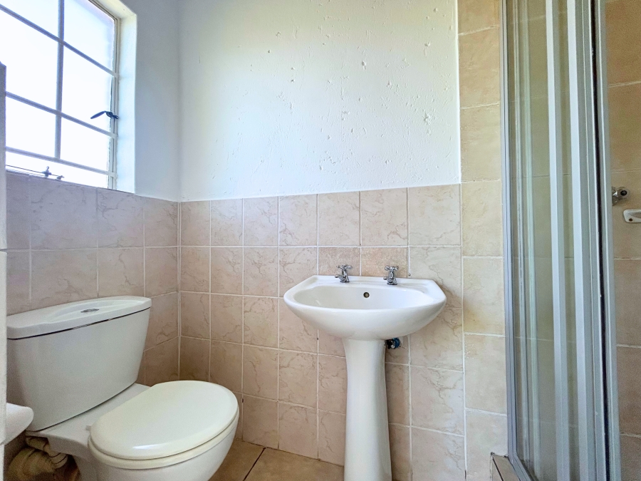 3 Bedroom Property for Sale in Amberfield Gauteng
